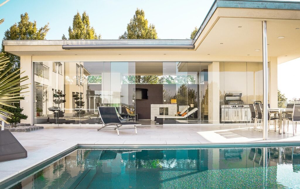 Alberca privada en residencia en Puebla